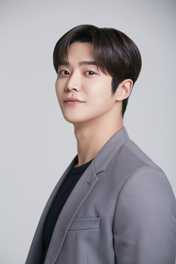 Rowoon (SF9)